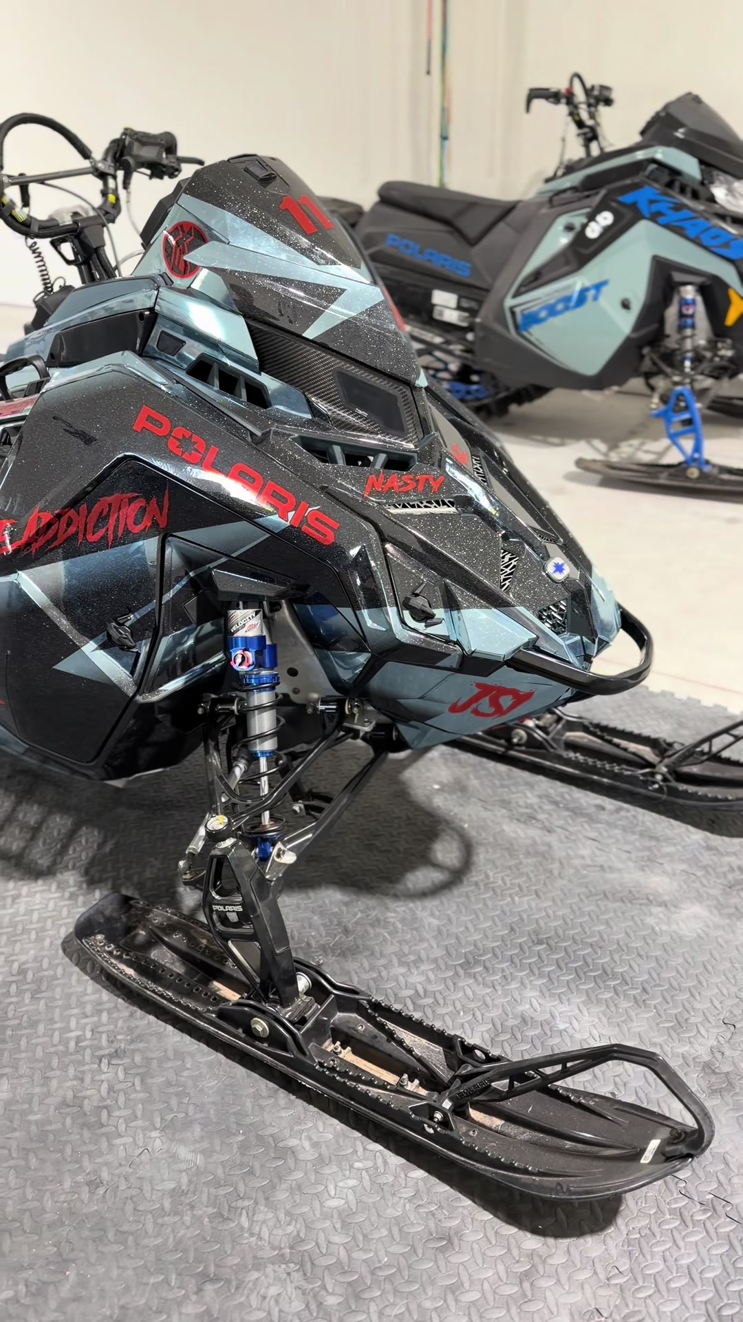 🧼 ooooo she clean! Thank you @ArcticFX for helping me put together this amazing looking wrap and I can’t wait to get it on the snow this year!#fyp #snow #clean #wrap 