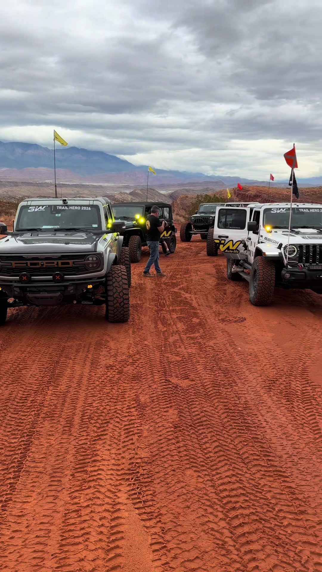 Such a fun first day at @trailhero with our friends at @3W Auto Life  on West Rim Trail!  Lots of beautiful rigs on the trail.  Several built Jeep Wrangler and Gladiators, a couple V8 4th gen Toyota 4Runners, and a BRaptor joined us for a day of fun! #3wtrailhero #3wautolife #fitforyourwild  Get 30% off a set of their liners using code BIRDDOGOFFROAD [○- ʙ ʀ ᴏ ɴ ᴄ ᴏ -○]  For apparel and accessories: http://www.birddogoffroad.com Be sure to check out our affiliate links with discount codes at https://linktr.ee/BirdDogOffRoadAdventures #fordbronco #4x4