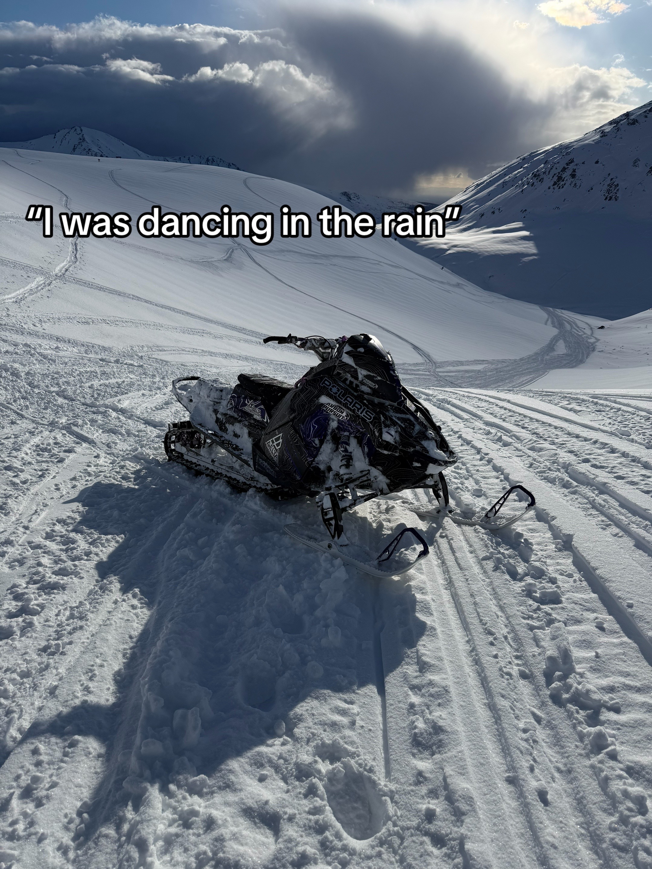 #fypシ゚viral #blowthisup #letitsnow❄️ #sleds #polaris 
