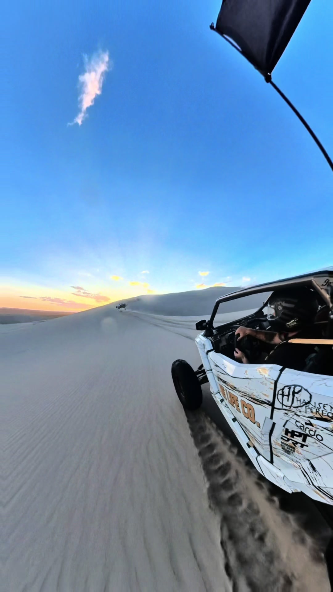 Who’s out chasing sunsets this weekend? #sunset #fyp #utvfx #utvfxgraphics 
