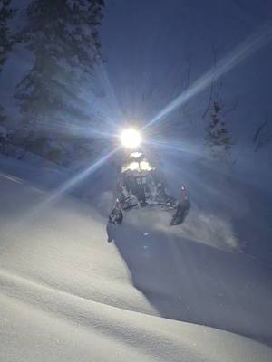 @Oxbow Gear lighting up the Backcountry like daylight 💪 #journeyfarther #CapCut 