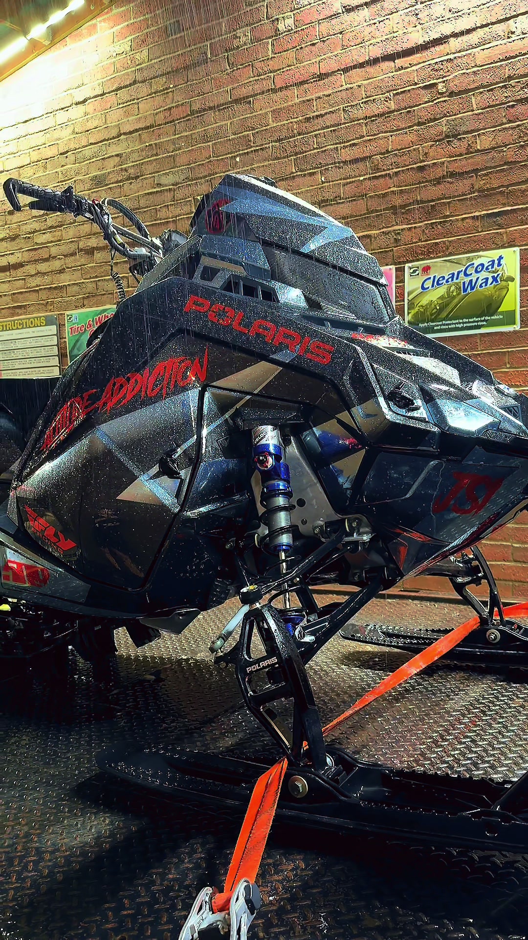 Cleanest sled on your fyp? #fyp #polaris #carwash 