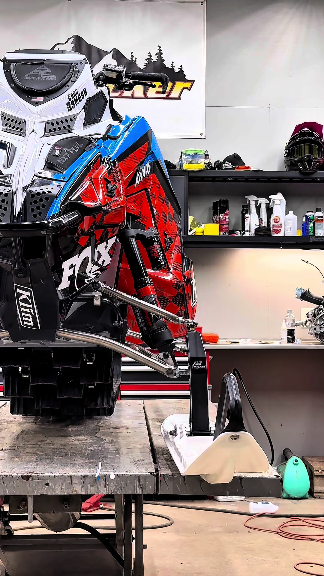 Wrapped up this mod sled for a buddy 🔥 Safe to say this one won’t blend in. @ArcticFX What do you guys think — 1-10? Use code PAULRAY15 with Arcticfx to get 15% off #polarissnowmobiles #snowmobile #sledtok #modsled #sledbuild 
