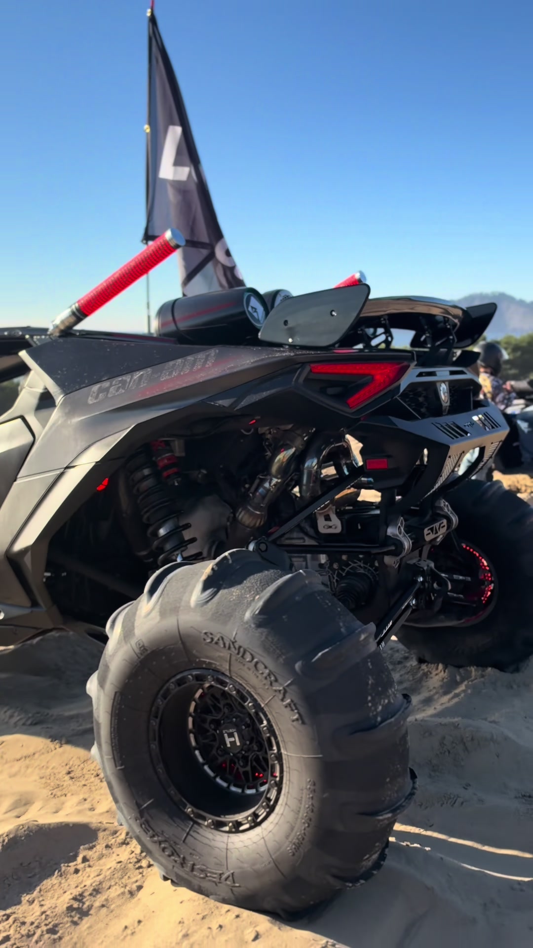 Ni somos los mismos de ayer. 🤘😎#canam #maverickr #4x4 #offroad #sandcraft 