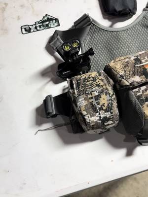 Had to figure out a way to get the @Oxbow Gear voyager light into the field to test it out before sled season comes! Way better battery life than my head lamp and frees up a hand from needing to carry a flashlight walking out of the woods. #oxbowgear 