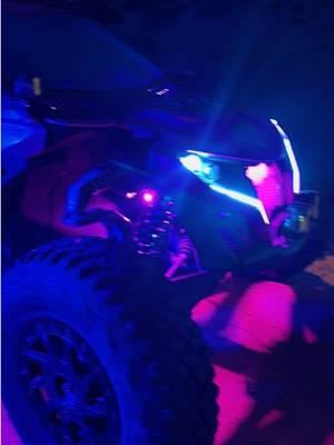 Why are the best moments always the simplest ones? 🙂‍↕️🔥✨#weekendvibe #desert #offroad #campfire #nightrides 