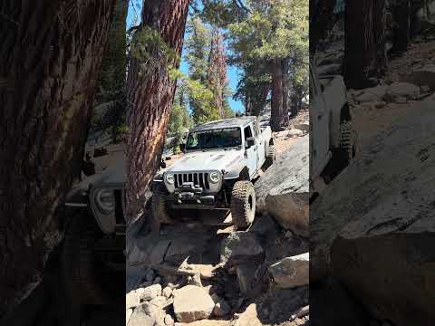 The Pinch at Mirror Lake Trail, Shaver Lake, CA #4x4 #jeep #offroad