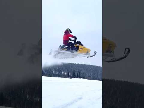 Have fun 😁😁 ❄️❄️❄️ #north #snow #skidoo # snowmobile